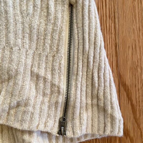Abercrombie & Fitch Wool Tan Scoop Neck Sweater Top Womens Small - Picture 7 of 14